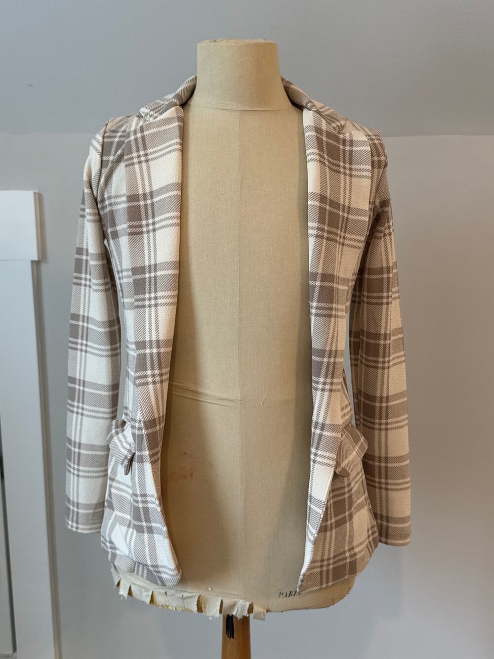 Coco and Shay blazer SZ S